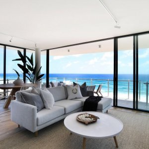 www.theprestigepropertymagazine.com - The Prestige Property Magazine - Absolute Beachfront