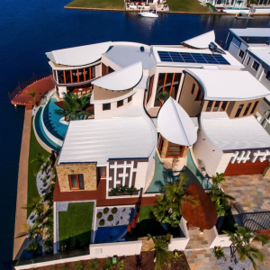www.prestigepropertymagazine.com - The Prestige Property Magazine - Resort Style