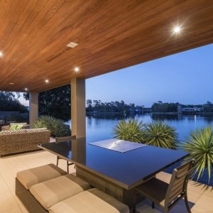 www.prestigepropertymagazine.com - The Prestige Property Magazine - Crown Jewel