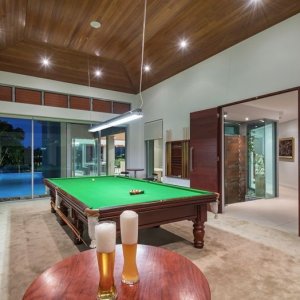 www.prestigepropertymagazine.com - The Prestige Property Magazine - Crown Jewel