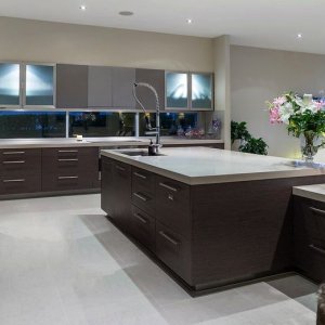www.prestigepropertymagazine.com - the Prestige Property Magazine - tri level stunner