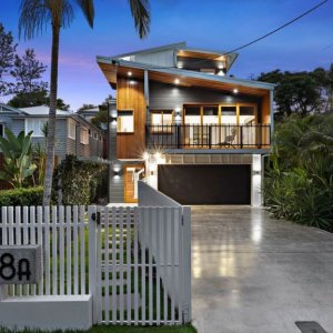 Bardon-Rainworth-Residence