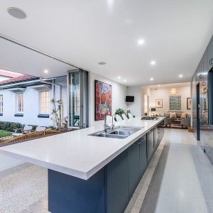 The-Prestige-Property-Magazine- www.prestigepropertymagazine.com – TOP-OF-THE-HILL