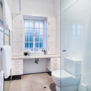 The-Prestige-Property-Magazine- www.prestigepropertymagazine.com – TOP-OF-THE-HILL