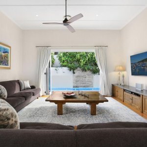 Riverfront-Elegance-Prestige-Property10