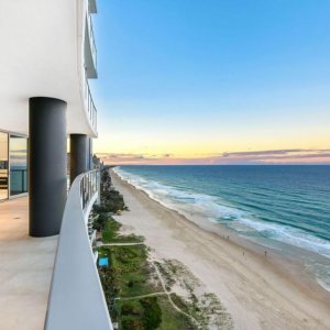 The Prestige Property Magazine - www.prestigepropertymagazine.com - Sky High