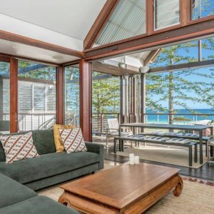 The Prestige Property Magazine - www.prestigepropertymagazine.com - Byron Beachfront Beauty