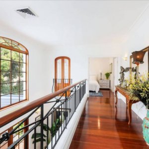 he Prestige Property Magazine - www.prestigepropertymagazine.com - Sprawling Sorrento Sanctuary