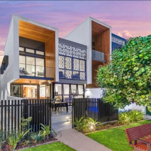 Prestige Property Magazine Hamilton Riverside 1