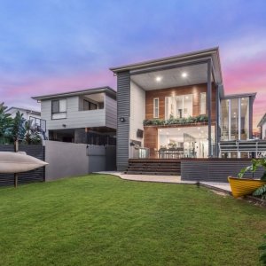 [The Prestige Property Magazine - www.prestigepropertymagazine.com - Contemporary Queenslander]