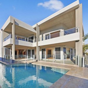 Back-Prestige-Property-Magazine
