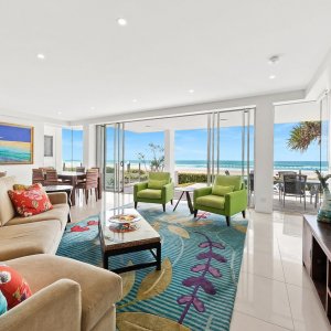 Entertain-Prestige-Property-Magazine