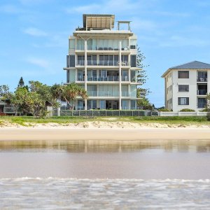 Living-Prestige-Property-Magazine