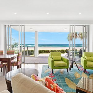 Lving-Prestige-Property-Magazine