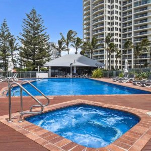 Outdoor-Pool-Prestige-Property-Magazine
