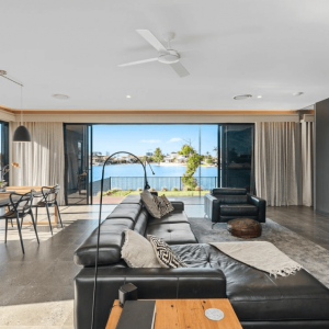 The Prestige Property Magazine - www.prestigepropertymagazine.com - Contemporary Perfection