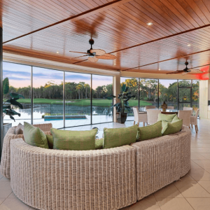 The Prestige Property Magazine - www.prestigepropertymagazine.com - Waterfront Sensation