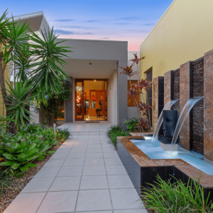 The Prestige Property Magazine - www.prestigepropertymagazine.com - Waterfront Sensation