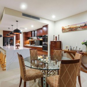 Table-Prestige-Property-Magazine