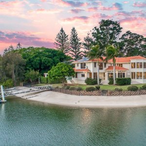 The Prestige Property Magazine - www.prestigepropertymagazine.com - Waterfront Oasis