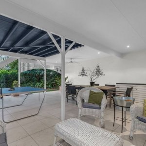 [The Prestige Property Magazine - www.prestigepropertymagazine.com - Hawthorne Oasis]