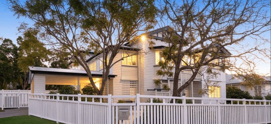 The Prestige Property Magazine - www.prestigepropertymagazine.com - Picturesque Family Home