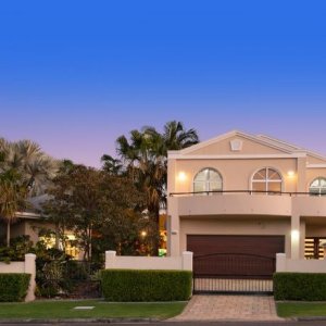 [The Prestige Property Magazine - www.prestigepropertymagazine.com - Sophisticated Paradise]