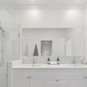 [The Prestige Property Magazine - www.prestigepropertymagazine.com - Hamptons Home]