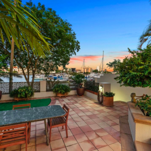 Dockside-living-prestige-property-https://prestigepropertymagazine.com/