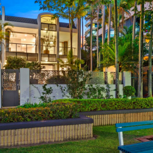 Dockside-living-prestige-property-https://prestigepropertymagazine.com/