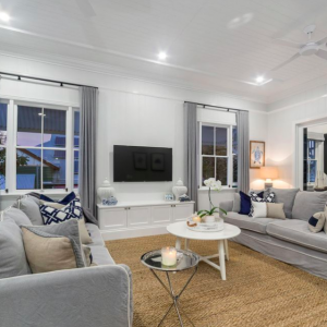 amazine-aynsley-prestige-property-magazine-https://prestigepropertymagazine.com/