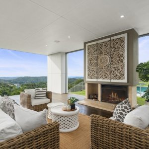 Luxurious-Estate-Prestige-Property-prestigepropertymagazine.com