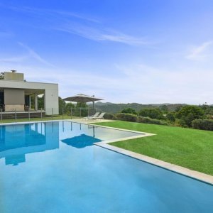 Luxurious-Estate-Prestige-Property-prestigepropertymagazine.com