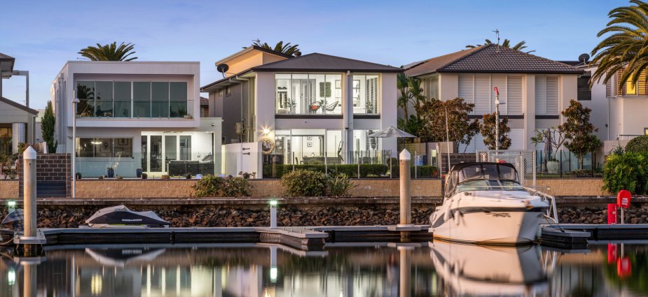 Waterfront-Home-Prestige-Property-www.prestigepropertymagazine.com.au